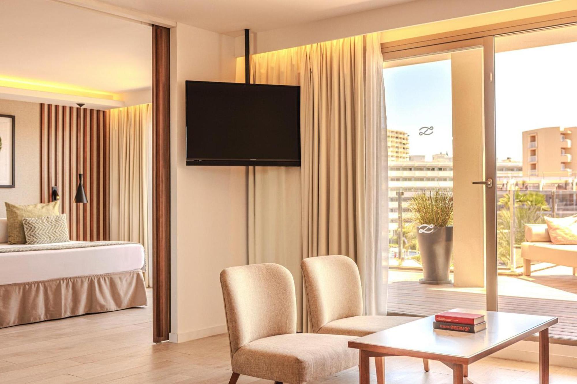 Zafiro Palace Palmanova Bagian luar foto