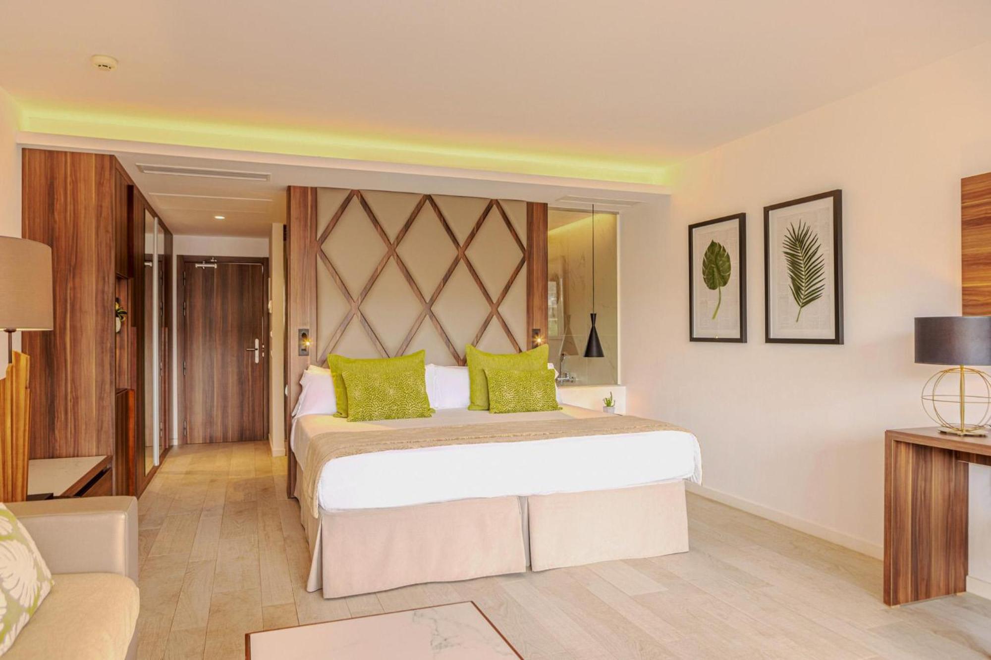 Zafiro Palace Palmanova Bagian luar foto